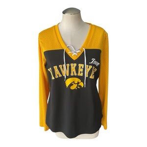 Iowa Hawkeyes Lace Up Long Sleeve Jersey Top Women’s Large – G-III 4Her